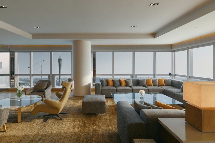 Room 30 of 98