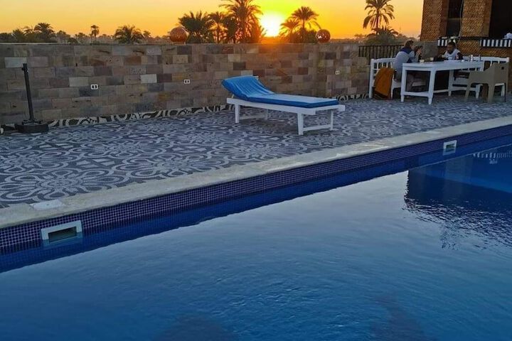 Pool 62 of 83