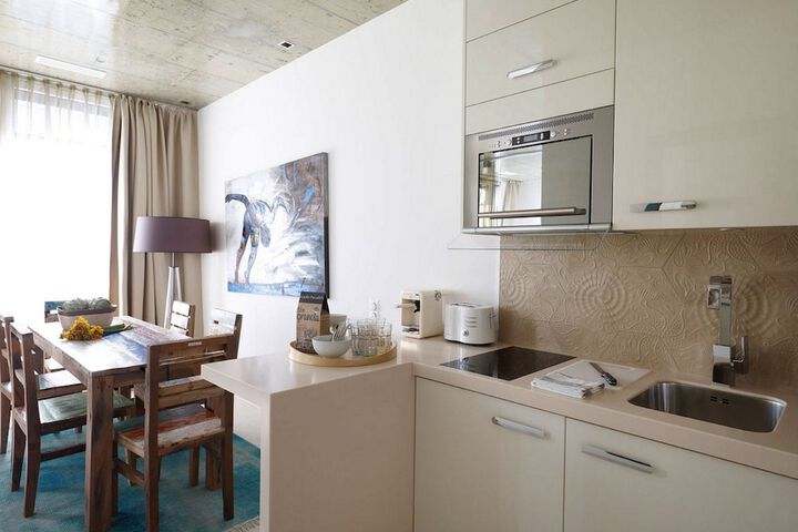 Private kitchenette