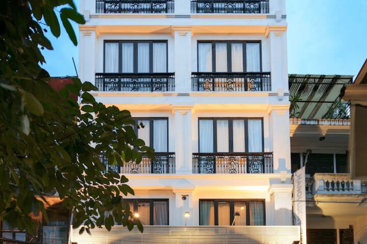 Hanoi Legacy Hotel - Bat Su