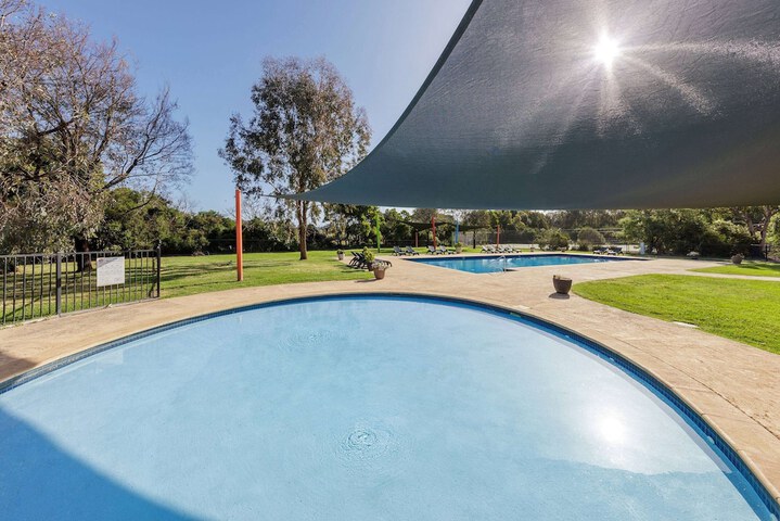 Hotel Pool