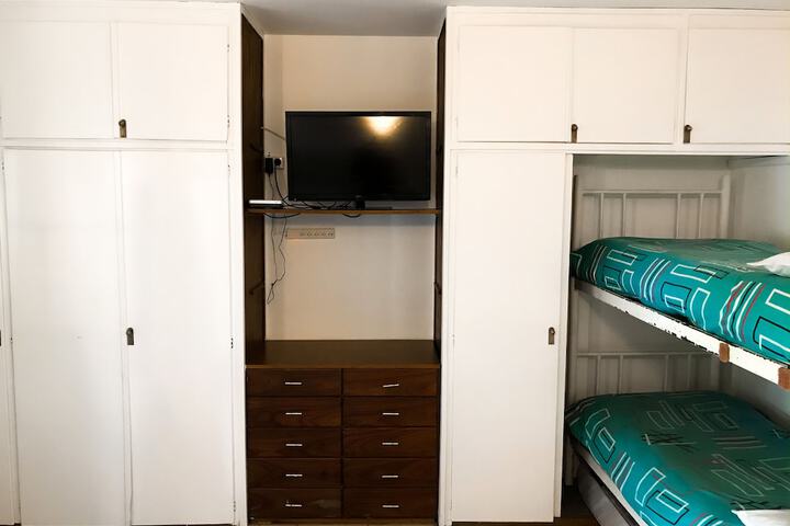 Room 18 of 37