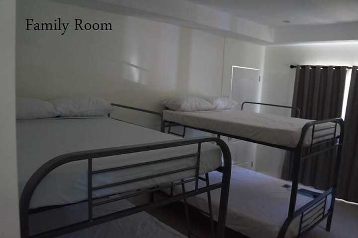 Room 6 of 68