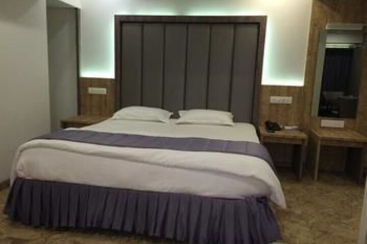 Hotel Nimantran