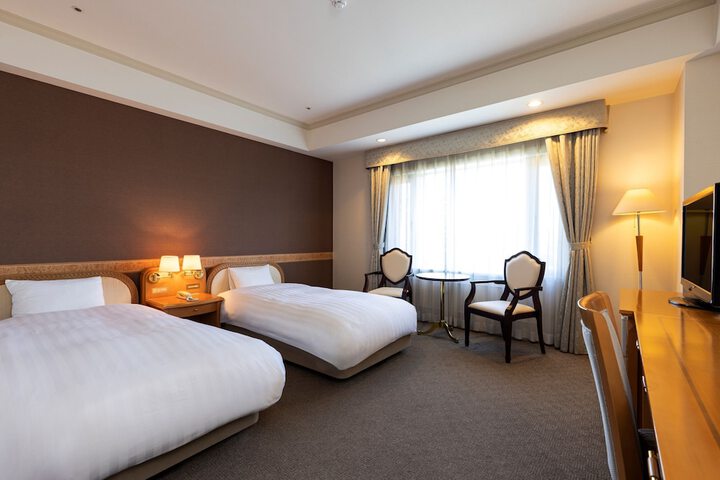 Room 5 of 21