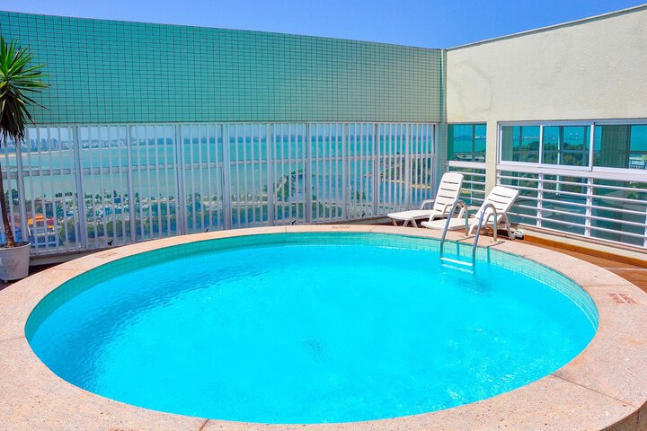 Pool 38 of 48