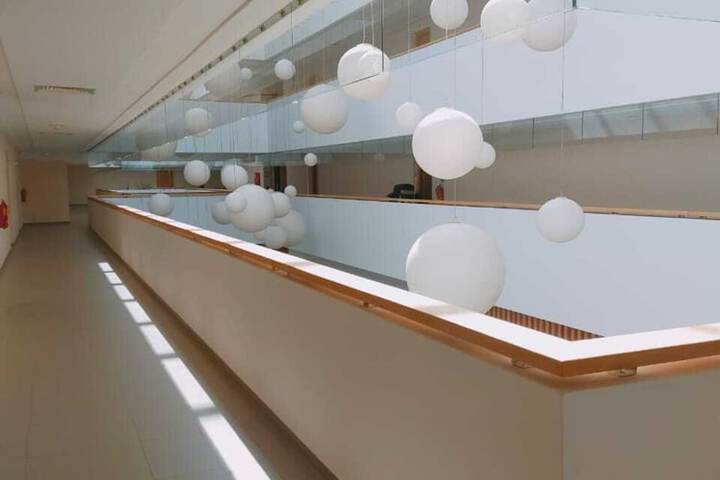 Ballroom/Hall 27 of 30