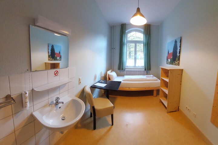 Room 20 of 67