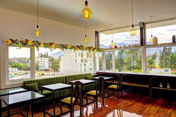 Dining Photos