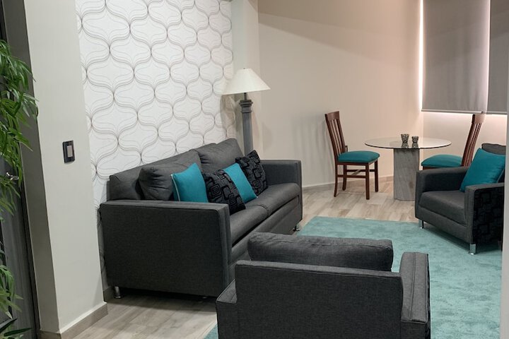 Room 32 of 58