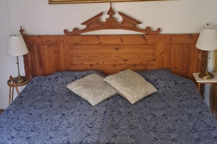 Room 31 of 104