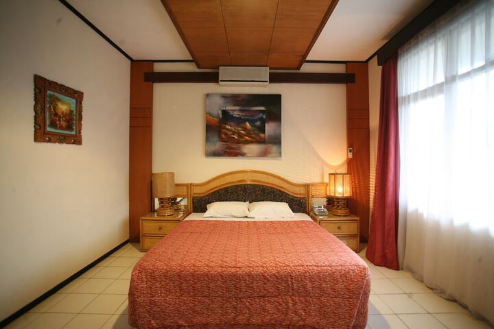 Room 6 of 55