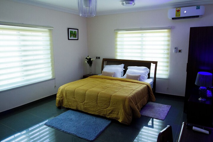 Room 26 of 49