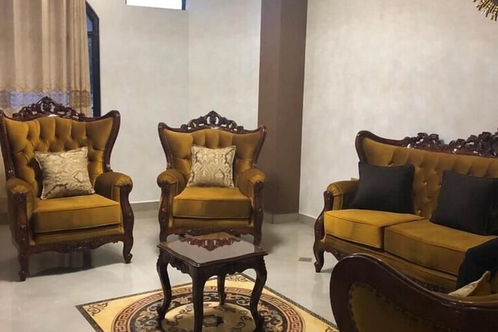 Room 15 of 42