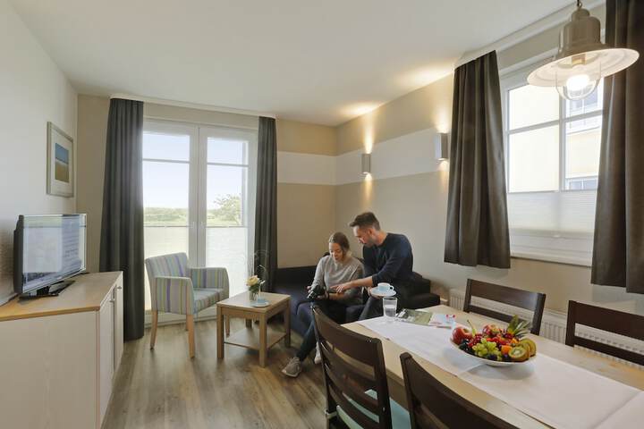 Room 15 of 106