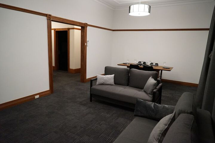 Room 15 of 36