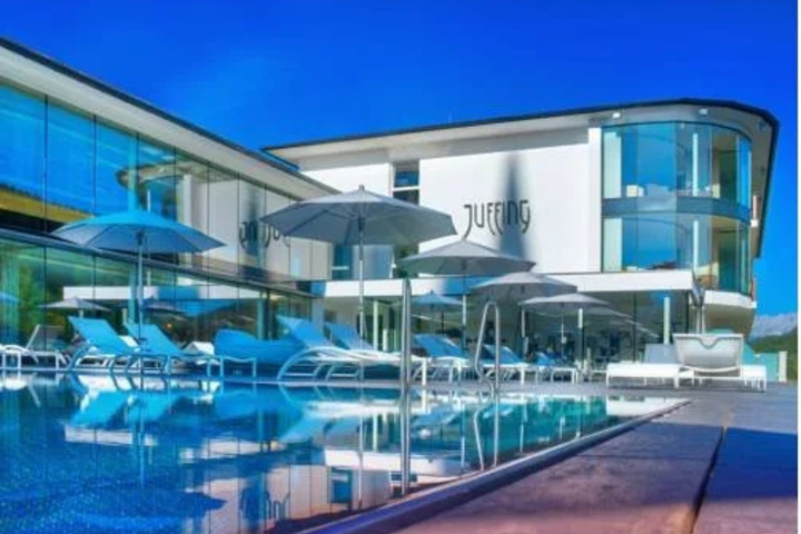 Pool 5 of 9
