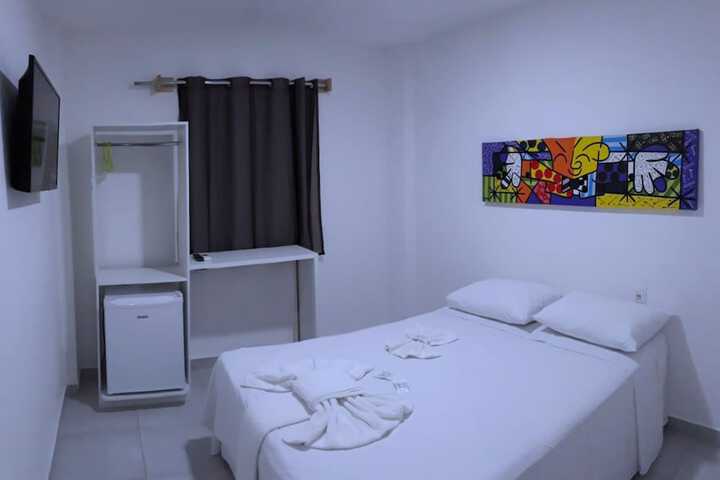 Room 6 of 65
