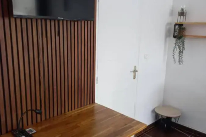 Room 15 of 22