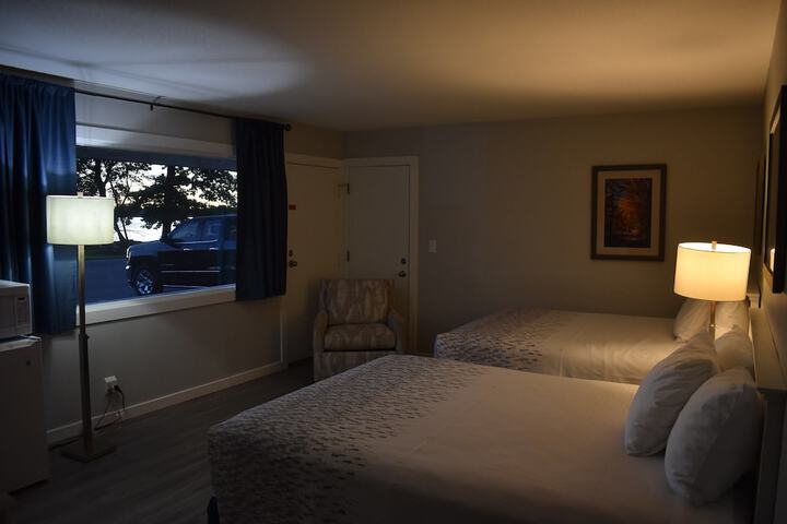 Room 3 of 18