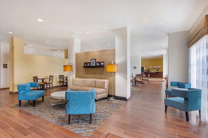Guest Lobby
