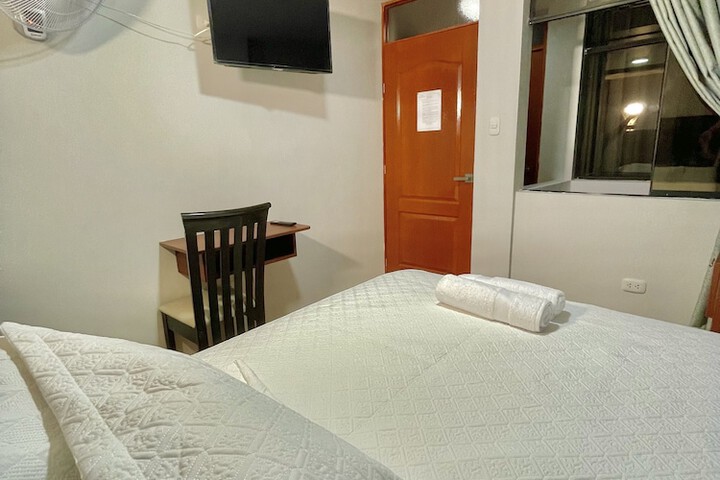Room 25 of 41