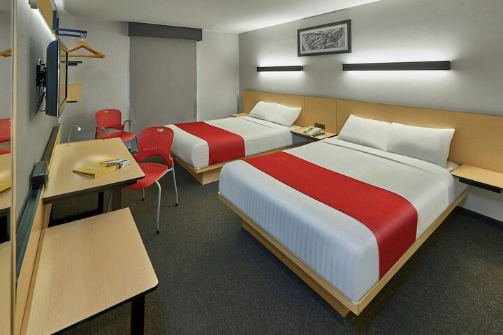 Room 19 of 47