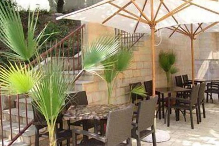 Dining Photos