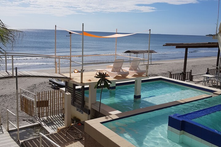 Pool 43 of 56