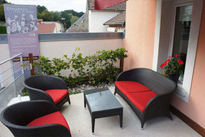 Terrace/Patio 26 of 33