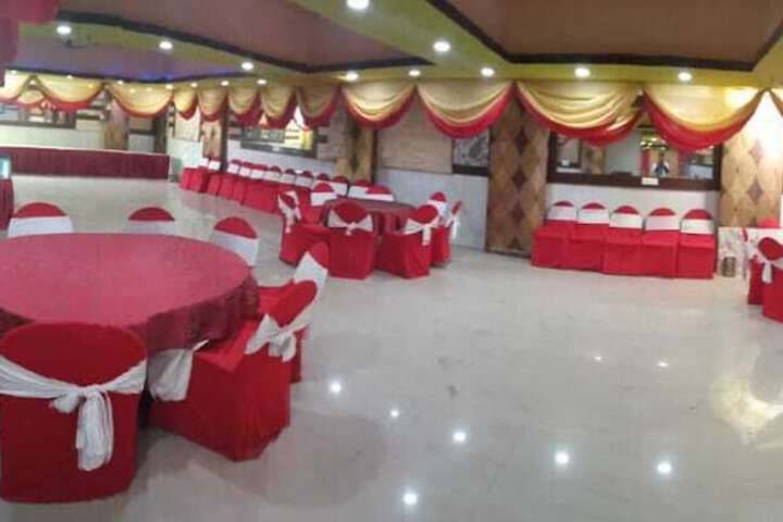 Ballroom/Hall 67 of 77
