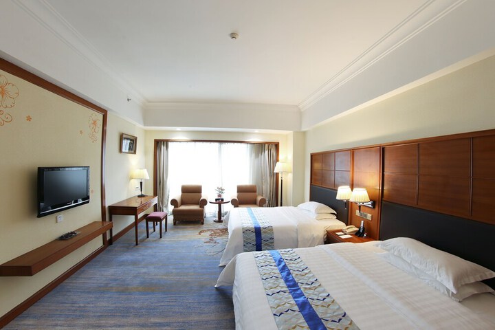 Room 5 of 44
