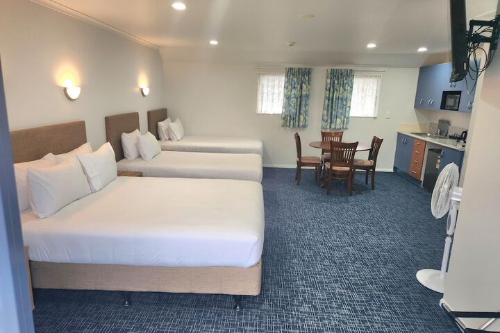 Room 35 of 47