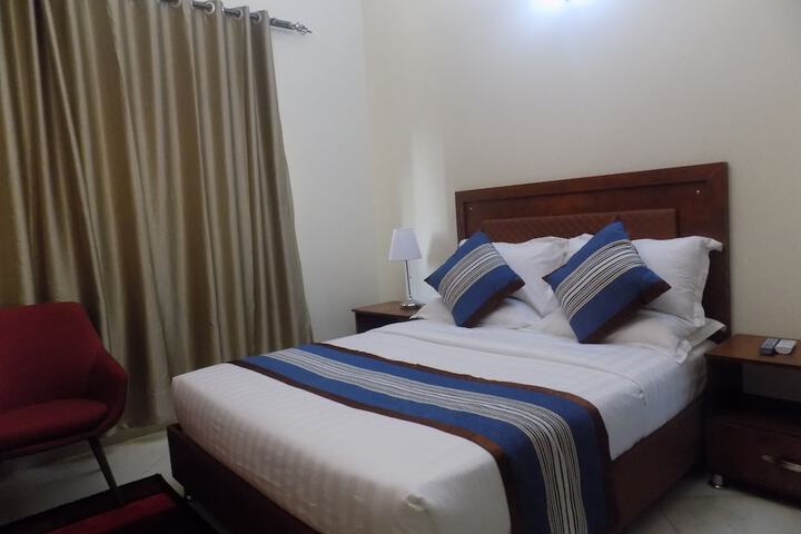 Room 5 of 41