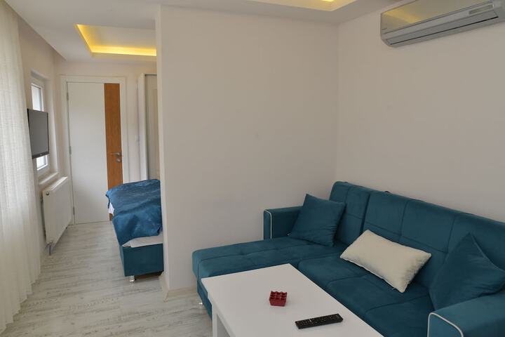 Room 18 of 31