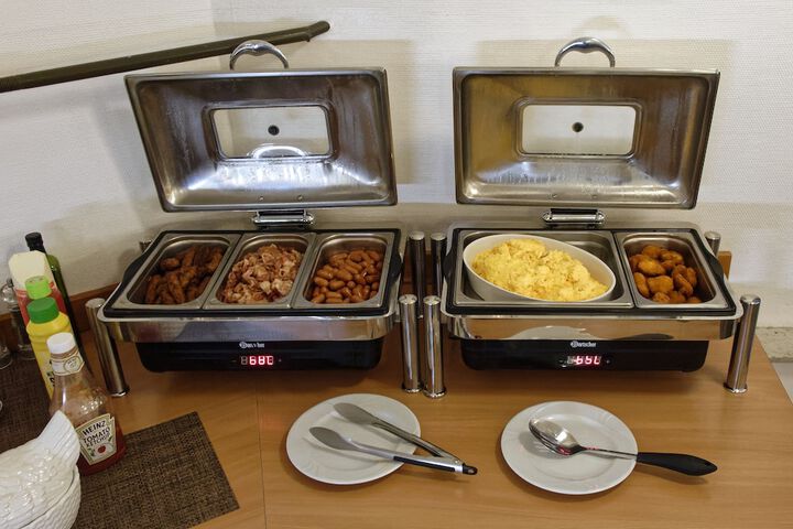 Breakfast/Coffee Service 38 of 46
