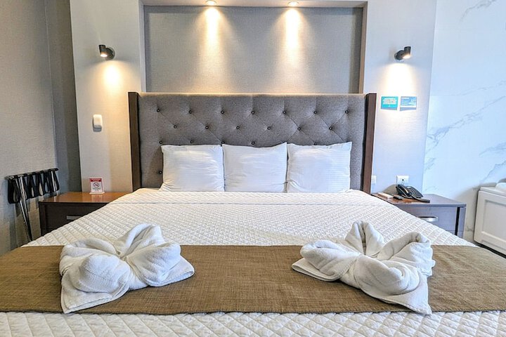 Room 30 of 63