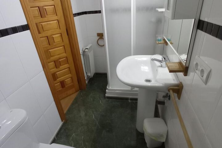 Room 43 of 63