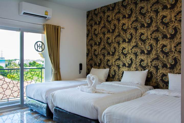 Room 27 of 59