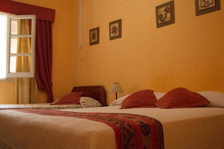 Room 13 of 42