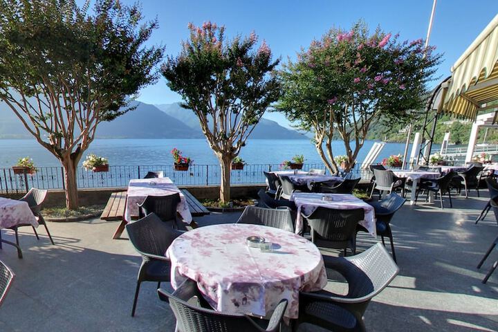 Dining Photos