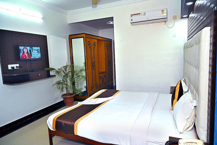 Room 20 of 40