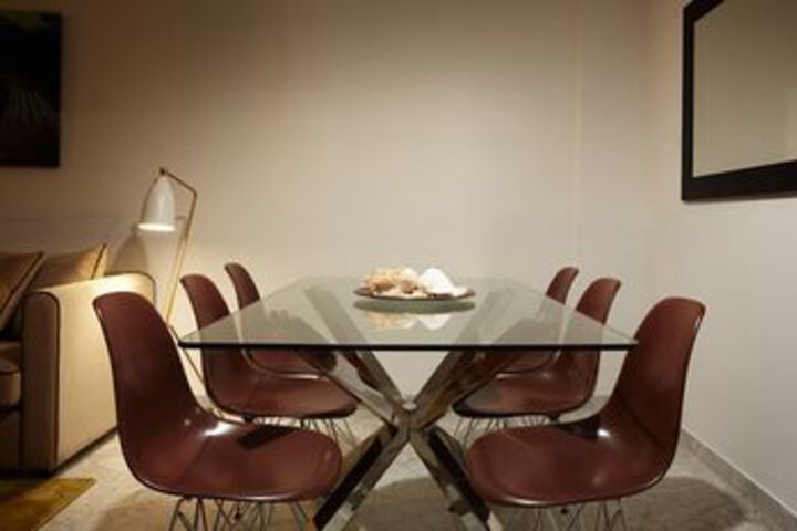 Room 16 of 29