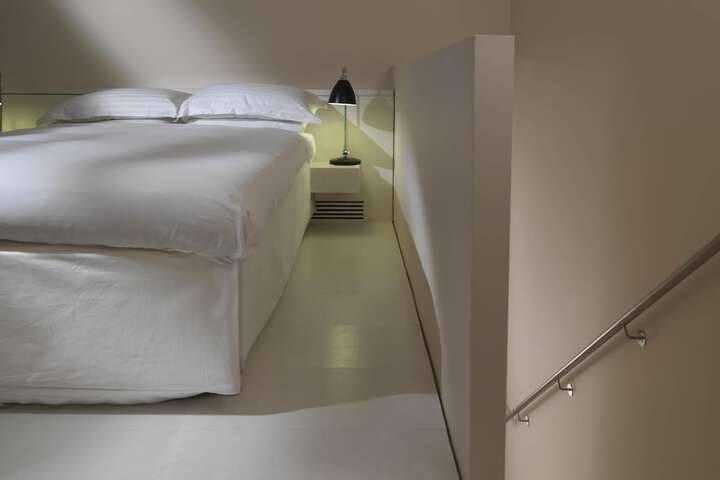 Room 19 of 29