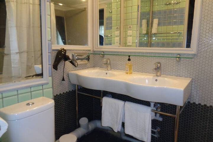 Bath Photo