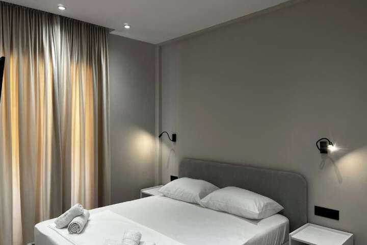 Room 13 of 71