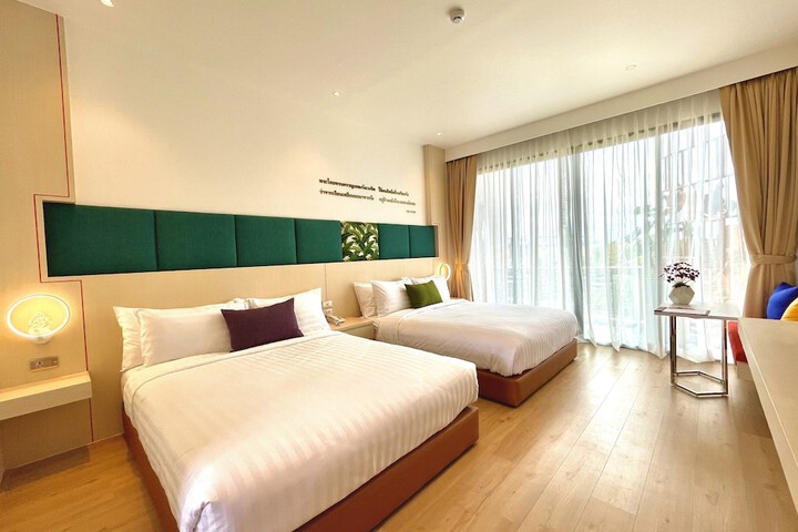 Room 16 of 72