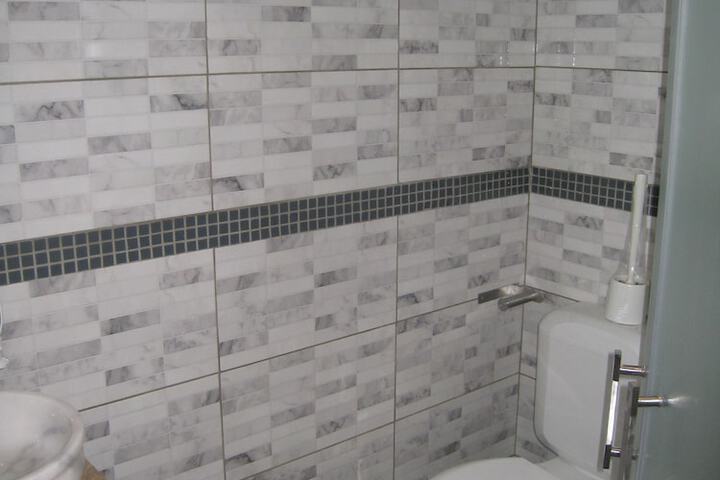 Room 42 of 70