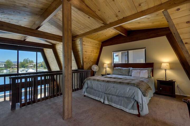 Room 2 of 15