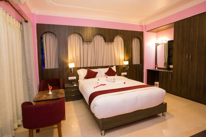 Room 4 of 39